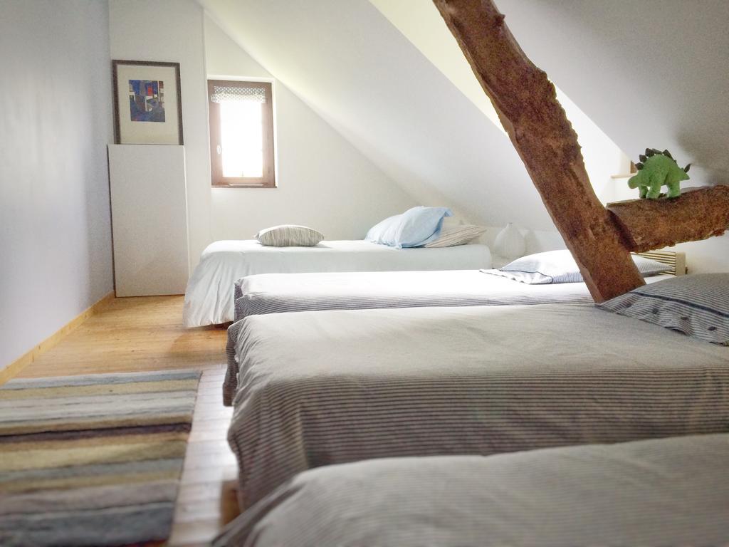 לינה וארוחת בוקר Fourmetot Le Petit Manoir De La Vernelle חדר תמונה